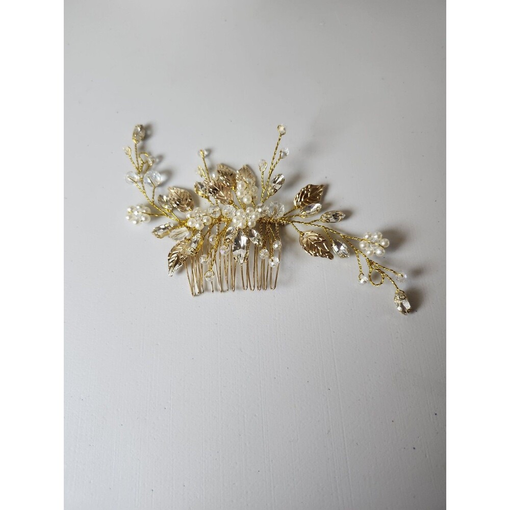 Gold Tone With Rinestones And Faux Pearl Hair Barrett